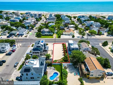 1706 S Bay Ave, Beach Haven, NJ 08008