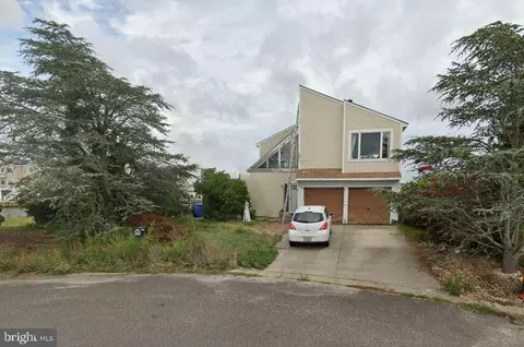 200 Southard Dr, Manahawkin, NJ 08050