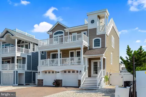 17 Osborn Ave, Long Beach Township, NJ 08008