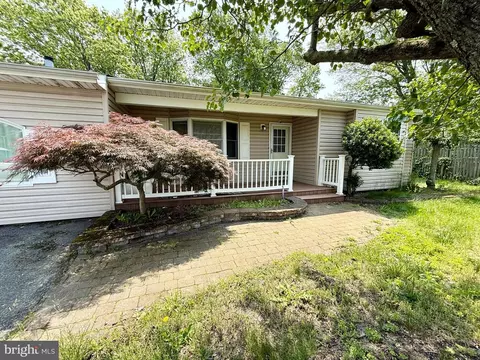 2 Gull Ct, Forked River, NJ 08731 photo 4