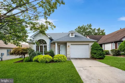 1453 Forelle Ln, Toms River, NJ 08755