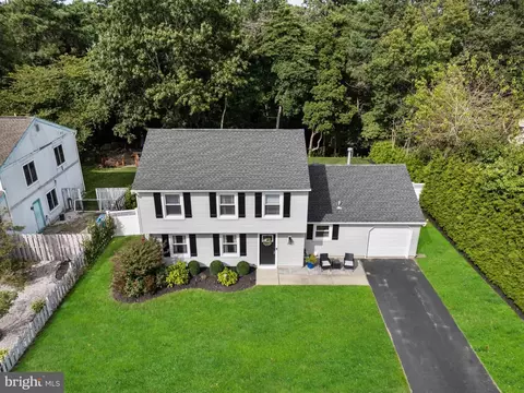 View/Area - 784 Constitution Dr, Brick, NJ 08724 photo 1 of 8