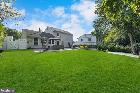 Exterior - 784 Constitution Dr, Brick, NJ 08724 photo 8 of 12