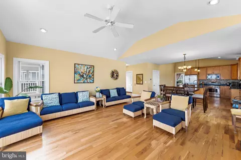 Other - 104 E 18th St, Ship Bottom, NJ 08008 photo 1 of 13