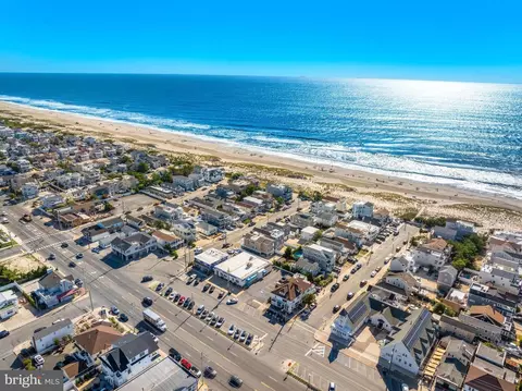 View/Area - 104 E 18th St, Ship Bottom, NJ 08008 photo 4 of 10