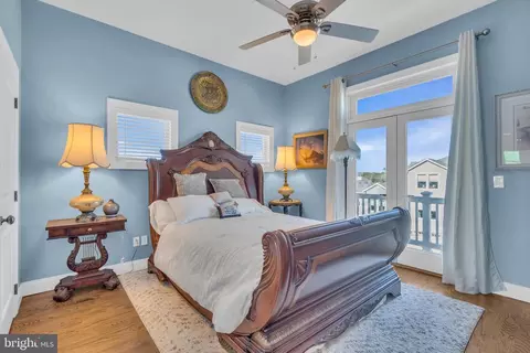 Bedroom - 12 Point Rd, Waretown, NJ 08758 photo 1 of 7