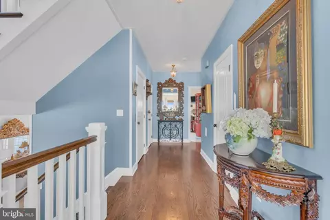 Entry Way - 12 Point Rd, Waretown, NJ 08758 photo 4 of 10