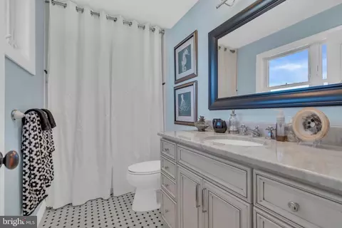 Bath - 12 Point Rd, Waretown, NJ 08758 photo 8 of 8