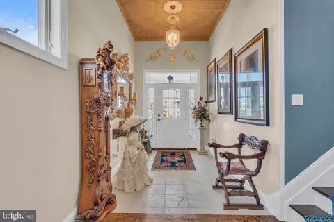 Entry Way - 12 Point Rd, Waretown, NJ 08758 photo 1 of 10