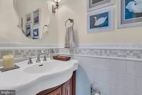 Bath - 12 Point Rd, Waretown, NJ 08758 photo 7 of 8