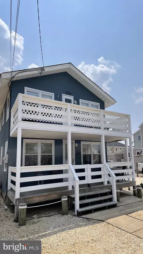 276 W 16th St W, Ship Bottom, NJ 08008