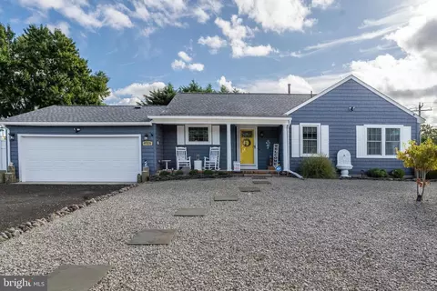 275 Jennings Rd, Manahawkin, NJ 08050