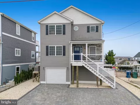 21 Lake St Claire Dr, Little Egg Harbor Twp, NJ 08087