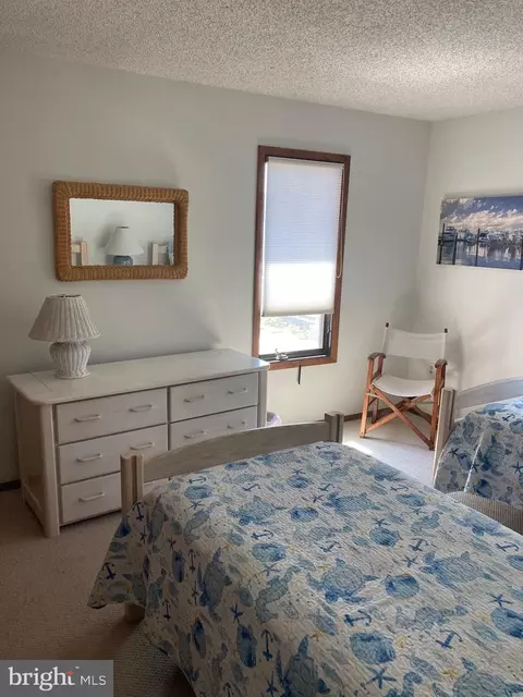 Bedroom - 9 E 80th St, Harvey Cedars, NJ 08008 photo 6 of 10