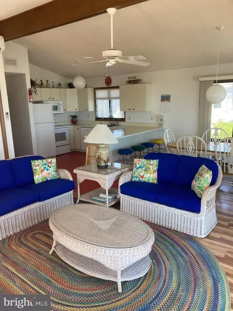 Living - 9 E 80th St, Harvey Cedars, NJ 08008 photo 10 of 10