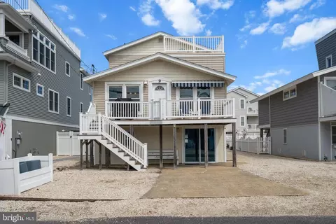 9 W Mckinley Ave, Long Beach, NJ 08008