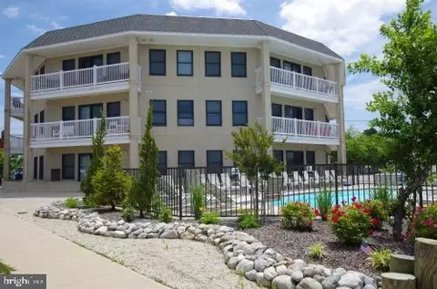 1810 Central Ave #15, Ship Bottom, NJ 08008