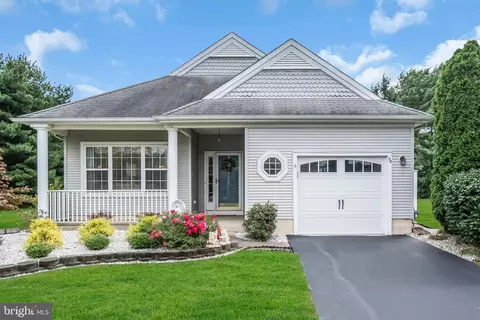 34 Florence Dr, Manchester Township, NJ 08759