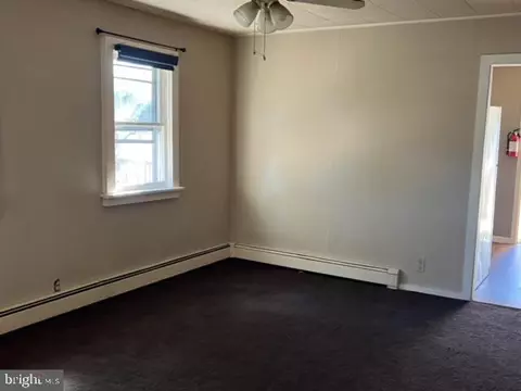 Living - 73 Railroad Ave, Waretown, NJ 08758 photo 1 of 1