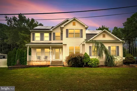 1617 Berkeley Ave, Beachwood, NJ 08722