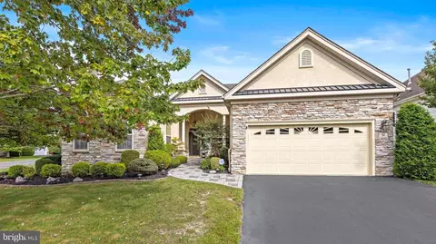 54 Portland St, Barnegat, NJ 08005