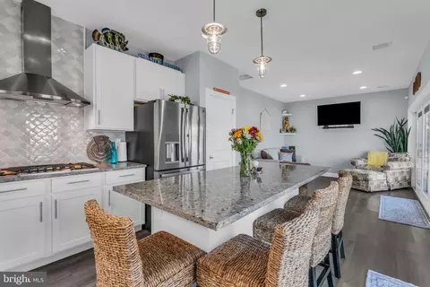 21 Compass Rd, Waretown, NJ 08758 photo 14