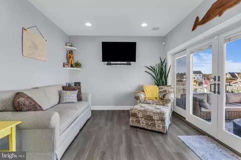21 Compass Rd, Waretown, NJ 08758 photo 11