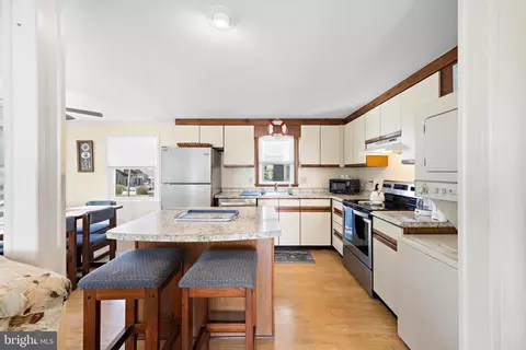Kitchen - 123 Herbert Ave, Long Beach Township, NJ 08008 photo 2 of 4