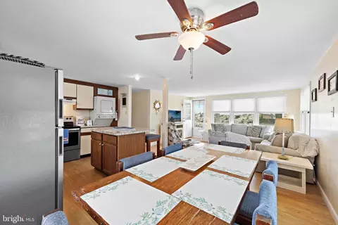 Dining - 123 Herbert Ave, Long Beach Township, NJ 08008 photo 5 of 7