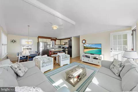 Living - 123 Herbert Ave, Long Beach Township, NJ 08008 photo 2 of 8
