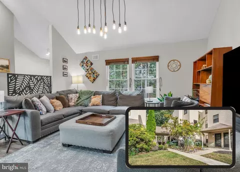 709 Bluebell Dr, Jackson, NJ 08527