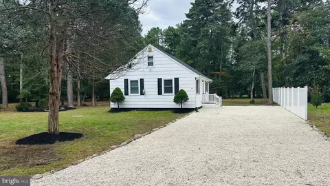 45 Burton Dr, Little Egg Harbor Twp, NJ 08087