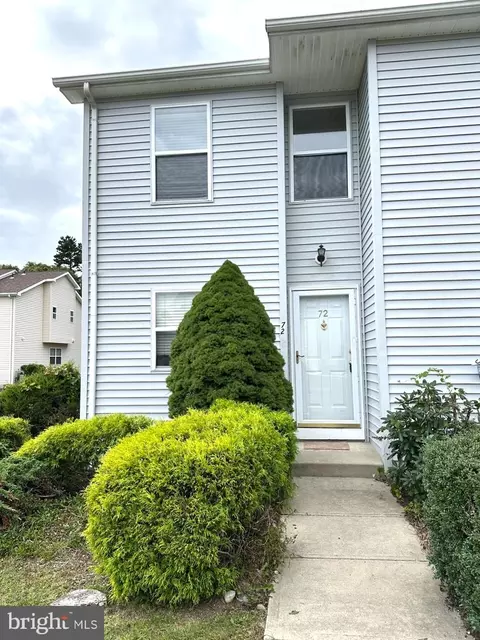 72 Vincent Ct, Little Egg Harbor Twp, NJ 08087
