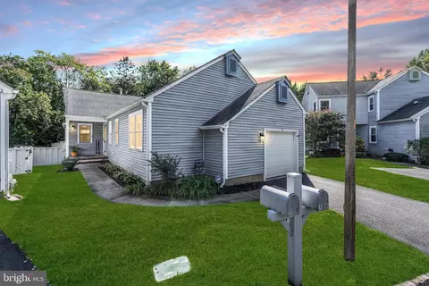 14 Turnberry Cir #117, Toms River, NJ 08753