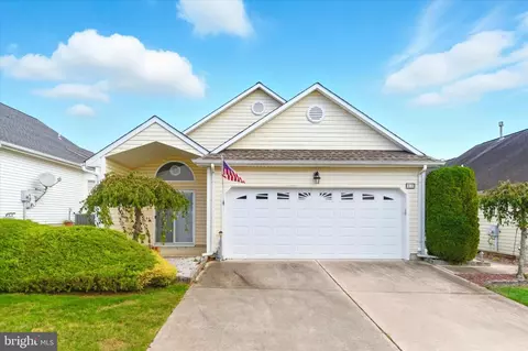 53 Lookout Dr, Manahawkin, NJ 08050
