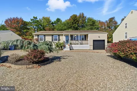 254 S William Cook Blvd, Manahawkin, NJ 08050