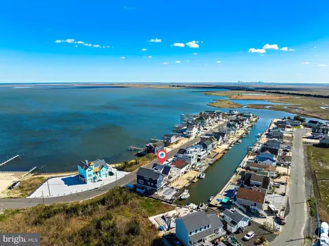 27 Parker Rd, Tuckerton, NJ 08087
