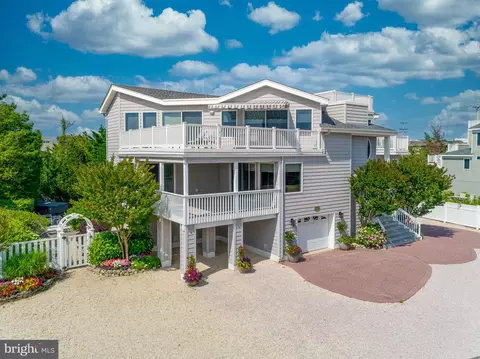 32 Long Beach Blvd # -B, Long Beach Township, NJ 08008