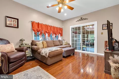 Entry Way - 459 Steuben Ave, Forked River, NJ 08731 photo 1 of 3
