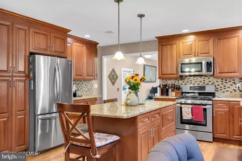 Kitchen - 459 Steuben Ave, Forked River, NJ 08731 photo 3 of 6