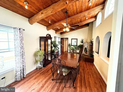 18 Alexander Ave, Jackson, NJ 08527