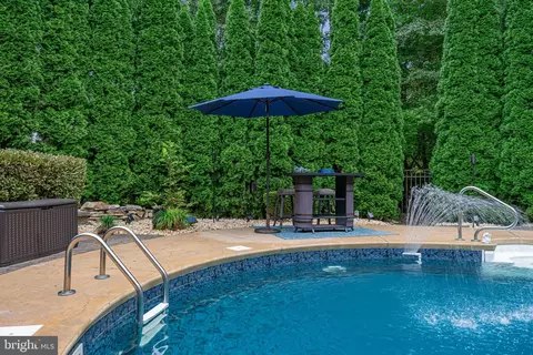 Exterior - 23 Amethyst Way, Jackson, NJ 08527 photo 14 of 19