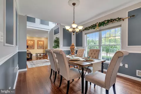 Dining - 23 Amethyst Way, Jackson, NJ 08527 photo 2 of 3