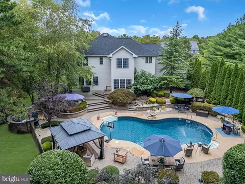 Exterior - 23 Amethyst Way, Jackson, NJ 08527 photo 5 of 19
