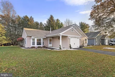 1988 Brookdale Dr, Forked River, NJ 08731