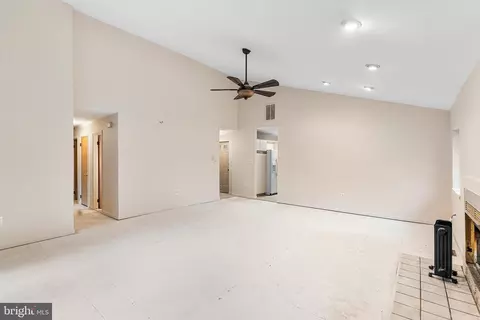 Living - 11 Tiller Dr, Waretown, NJ 08758 photo 3 of 5