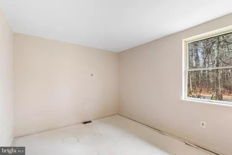 Bedroom - 11 Tiller Dr, Waretown, NJ 08758 photo 2 of 5