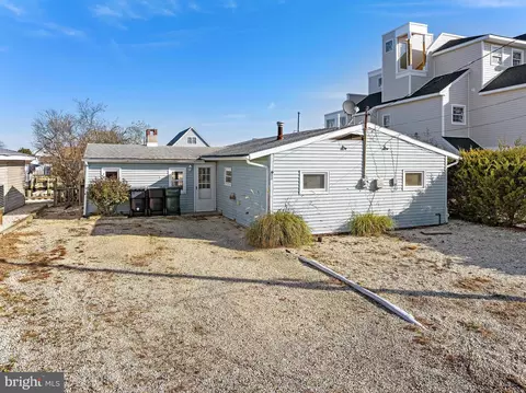26 W Mullica Rd, Little Egg Harbor Twp, NJ 08087