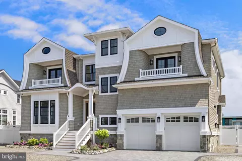 24 Beacon Dr, Long Beach Township, NJ 08008