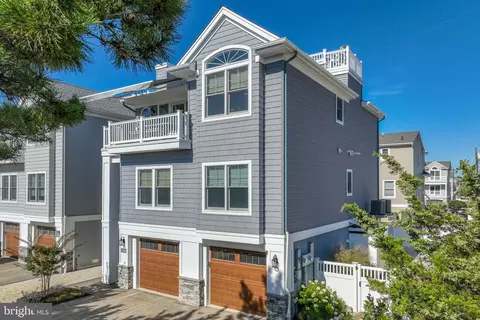1078 E Long Beach Blvd #1, Beach Haven, NJ 08008
